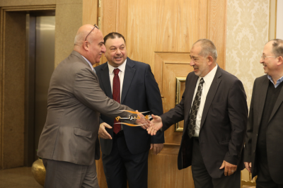 العربيات وحماد نسايب