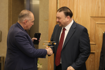 العربيات وحماد نسايب