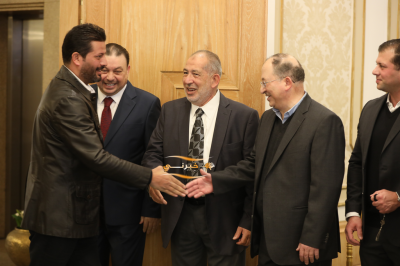 العربيات وحماد نسايب