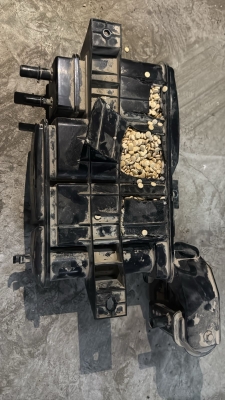 الأردن .. ضبط 138 الف حبة مخدرة في إطار وماتور