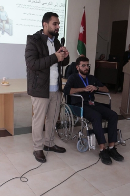 كلية العلوم الطبية التطبيقية بجامعة الزيتونة الأردنية تنظّم ندوة مجتمعية في مادبا حول رعاية كبار السن والوقاية من السقوط المنزلي