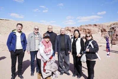 حجازين والبريزات يتفقدان الموقع الأثري في البترا ويراقبان سير الحركة السياحية