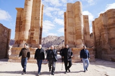 حجازين والبريزات يتفقدان الموقع الأثري في البترا ويراقبان سير الحركة السياحية