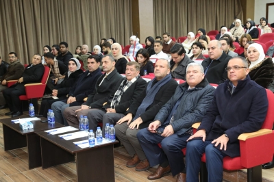 رئيس جامعة الزيتونة الأردنية يكرّم الفرق الفائزة في أولمبياد اللغة الإنجليزية العالمي 2025