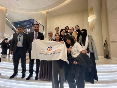 كلية الآداب والعلوم في 