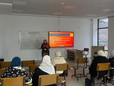 ورشة تدريبية في جامعة عمان العربية لتعزيز مهارات الطلبة في نظرية غشتالت بالتصميم المعماري