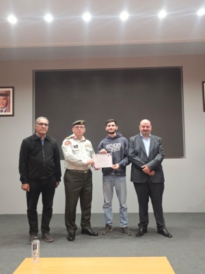 طلبة علوم الطيران ومجتمع الفضاء والالكترونيات في عمان العربية يشاركون في  دورة تدريبية حول (علوم وتكنولوجيا الفضاء)