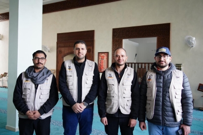 كلية الآداب والعلوم في جامعة عمان العربية تنظم مبادرة تطوعية لتنظيف مسجد الجامعة