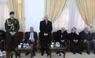 مندوبا عن الملك وولي العهد .. العيسوي يعزي العمايرة والخرابشة