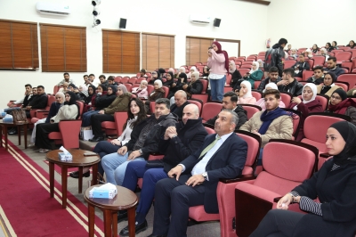 جامعة الزيتونة الأردنية تنظّم جلسة حوارية حول دور الأندية الطلابية في تمثيل صوت الطلبة