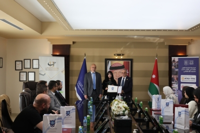 عمّان الأهلية تكرّم طلبتها الفائزين بأولمبياد اللغة الانجليزية العالمي للجامعات وبمسابقة الرياضات الإلكترونية .. صور