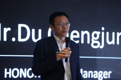 علامة HONOR  تعلن الإطلاق الرسمي لهاتف HONOR MAGIC8 PRO بعد النجاح اللافت للطلبات المسبقة في المنطقة