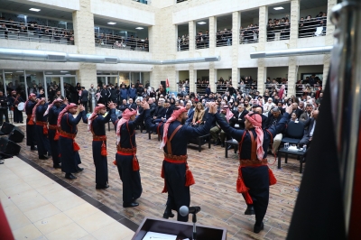 (الشرق الأوسط) تستهل احتفالاتها بمناسبة عيد ميلاد جلالة الملك في حفلٍ مهيب