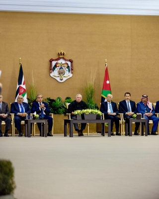 الملك يؤكد ضرورة تطوير البنية التحتية والطرق في إربد