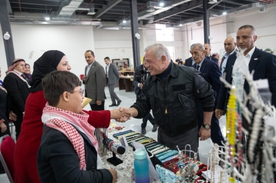 الملك يؤكد ضرورة تطوير البنية التحتية والطرق في إربد