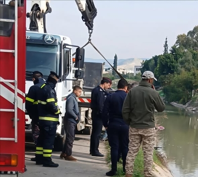 تدهور باص وسقوطه داخل قناة الملك عبدالله بالأغوار الشمالية