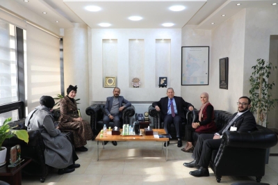 اتفاقية تعاون بين عمان العربية وأكاديمية معاً نستطيع في مجال التدريب