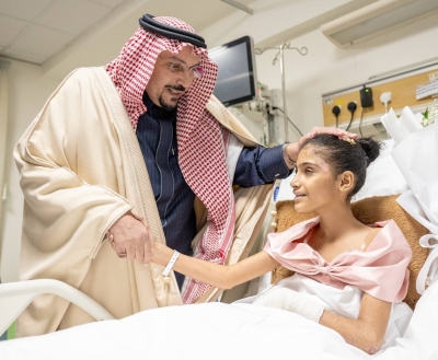 أمير منطقة القصيم يوزر الطفلة السودانية 