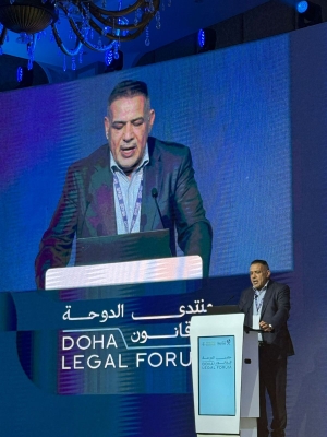 الطراونة يمثل الأردن في ملتقى الدوحة للقانون ويعرض أبرز تحديات عقود الشراكة بين القطاعين العام والخاص