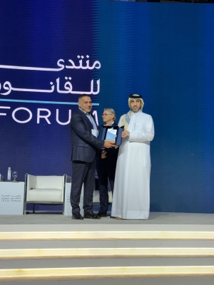 الطراونة يمثل الأردن في ملتقى الدوحة للقانون ويعرض أبرز تحديات عقود الشراكة بين القطاعين العام والخاص