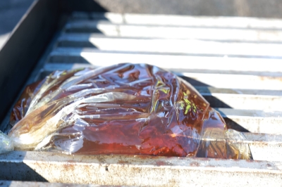 (محاولة تهريب معقّدة لإحدى دول الجوار).. الأمن السوري يضبط شحنة ضخمة من مادة الكوكايين السائلة المخدِّرة - صور