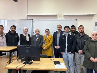 كلية الأعمال في جامعة عمان العربية تسلط الضوء على قصة نجاح خريجتها إسراء المومني