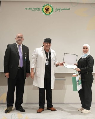 مستشفى الكندي يحتفل بالعيد السابع لمسيرة النجاح والتميز