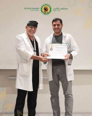 مستشفى الكندي يحتفل بالعيد السابع لمسيرة النجاح والتميز