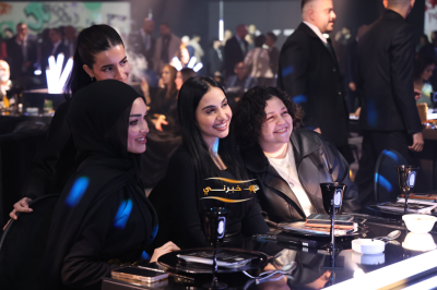 جيلي  EX2مصمّمة لعصر جديد من التنقّل الحضري – فيديو وصور