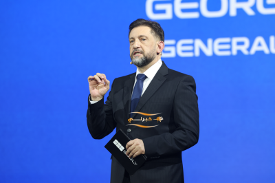 جيلي  EX2مصمّمة لعصر جديد من التنقّل الحضري – فيديو وصور