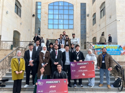 طلبة جامعة عمان العربية يحققون إنجازًا مميّزًا في مسابقة RoboCraft