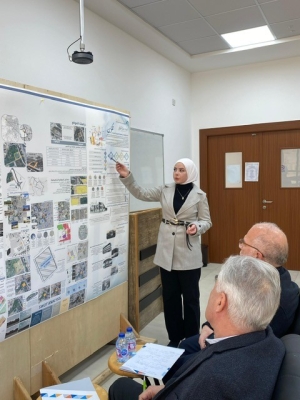 طلبة قسم هندسة العمارة في عمان العربية يناقشون مشاريع تخرج تواكب التحول الرقمي وتعكس هوية المجتمع