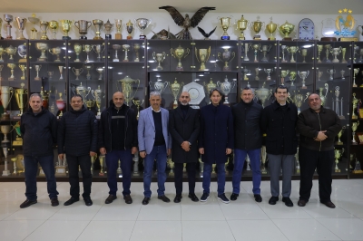 تشكيل الجهاز الفني للفيصلي بقيادة أسطورة الوحدات أبو زمع