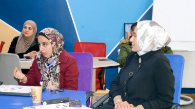 كلية الصيدلة في عمان العربية تستضيف الخبير الرواشدة لتعزيز مهارات الطلبة في التكنولوجيا الحيوية الصيدلانية