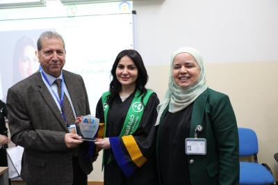 جامعة عمان العربية تحتفي بتخريج الدفعة الأولى من ماجستير اليقظة الدوائية والشؤون التنظيمية - صور