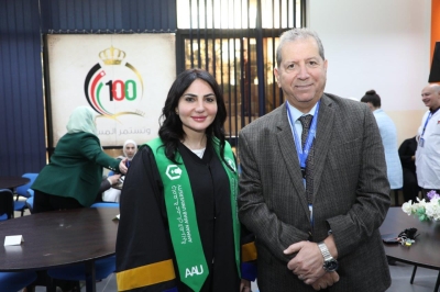 جامعة عمان العربية تحتفي بتخريج الدفعة الأولى من ماجستير اليقظة الدوائية والشؤون التنظيمية - صور