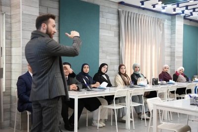 عمان العربية تنظم زيارة تثقيفية لطلبتها إلى المدرسة الانتونية