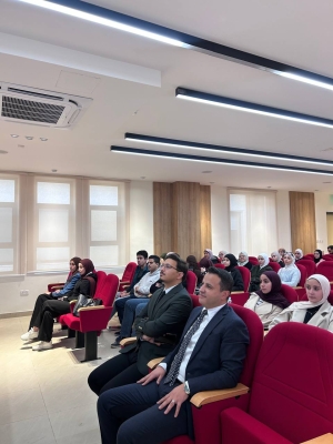 كلية الصيدلة في جامعة الزيتونة الأردنية تنظّم محاضرة حول فنّ المقابلات والتميّز المهني