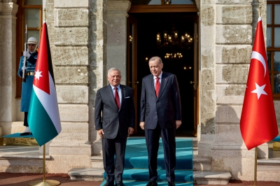 الملك وأردوغان يؤكدان ضرورة الحفاظ على سيادة الدول