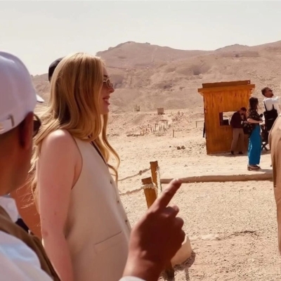 شاهد: جولة سياحية لتيفاني ترمب وزوجها في مدينة الأقصر