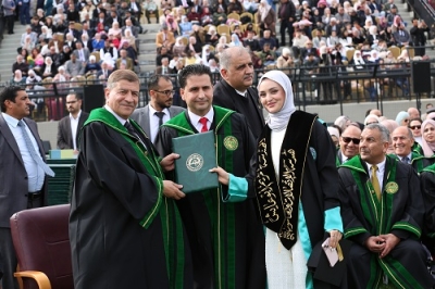 جامعة الزيتونة الأردنية تحتفل بتخريج الفوج الثلاثين من طلبة الفصل الاول 2025/2026