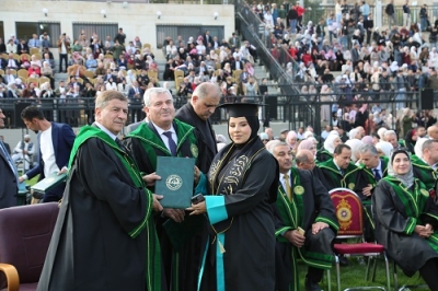 جامعة الزيتونة الأردنية تحتفل بتخريج الفوج الثلاثين من طلبة الفصل الاول 2025/2026