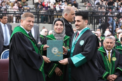 جامعة الزيتونة الأردنية تحتفل بتخريج الفوج الثلاثين من طلبة الفصل الاول 2025/2026