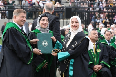 جامعة الزيتونة الأردنية تحتفل بتخريج الفوج الثلاثين من طلبة الفصل الاول 2025/2026