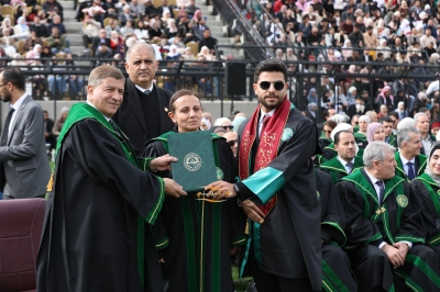 جامعة الزيتونة الأردنية تحتفل بتخريج الفوج الثلاثين من طلبة الفصل الاول 2025/2026