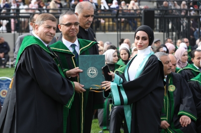 جامعة الزيتونة الأردنية تحتفل بتخريج الفوج الثلاثين من طلبة الفصل الاول 2025/2026