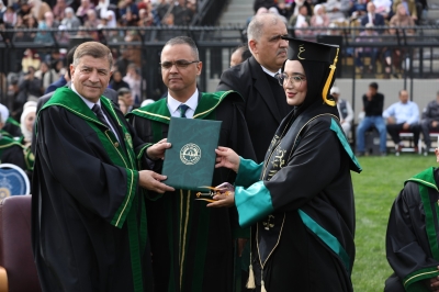 جامعة الزيتونة الأردنية تحتفل بتخريج الفوج الثلاثين من طلبة الفصل الاول 2025/2026