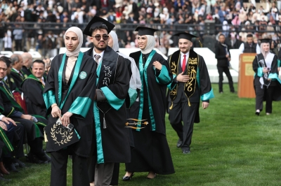 جامعة الزيتونة الأردنية تحتفل بتخريج الفوج الثلاثين من طلبة الفصل الاول 2025/2026