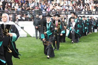 جامعة الزيتونة الأردنية تحتفل بتخريج الفوج الثلاثين من طلبة الفصل الاول 2025/2026