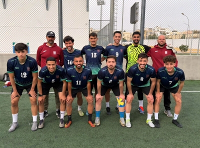 فريق جامعة البترا لكرة القدم يتصدر مجموعته في بطولة القائد بالعقبة